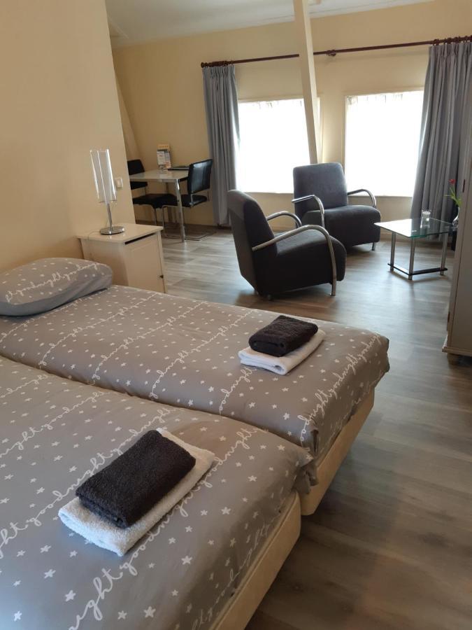 Oude Bildtzijl Logement 'De Witte Klok' المظهر الخارجي الصورة