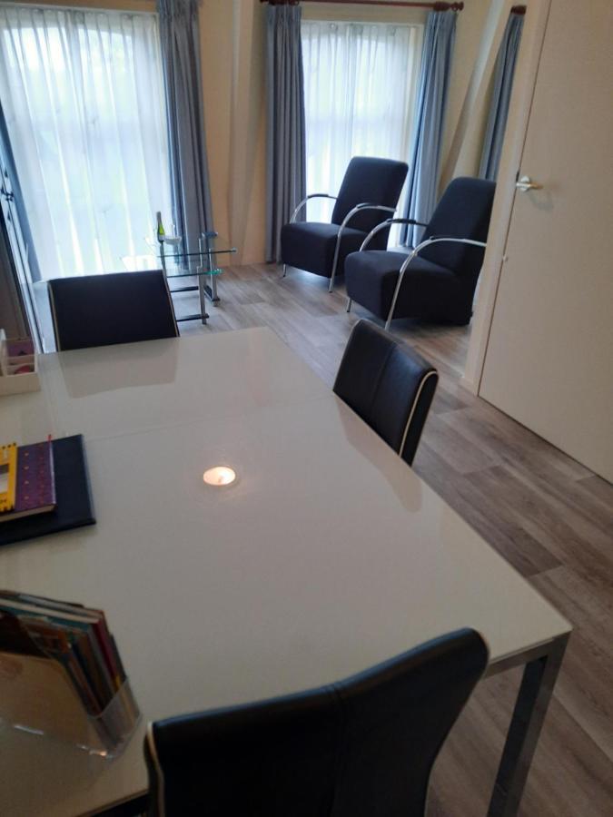 Oude Bildtzijl Logement 'De Witte Klok' المظهر الخارجي الصورة